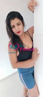 VijayawadaONLY CASH PAYMENT HERE HAND TO LADY ESCAPE FROM FRAUDSTERS SAFE AND SECURE
